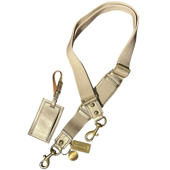 Coach Khaki Monogram Pet Carrier - Gold Leather Accents - Excellent Condition - Picture 13 of 15